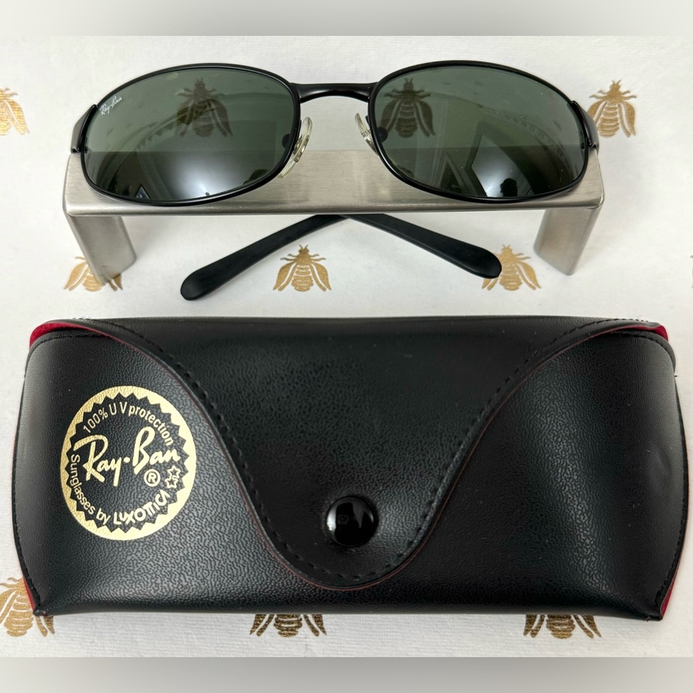 RAY BAN Sunglasses Made in Italy RB 3142590 18 with Case Red Velvet Lined